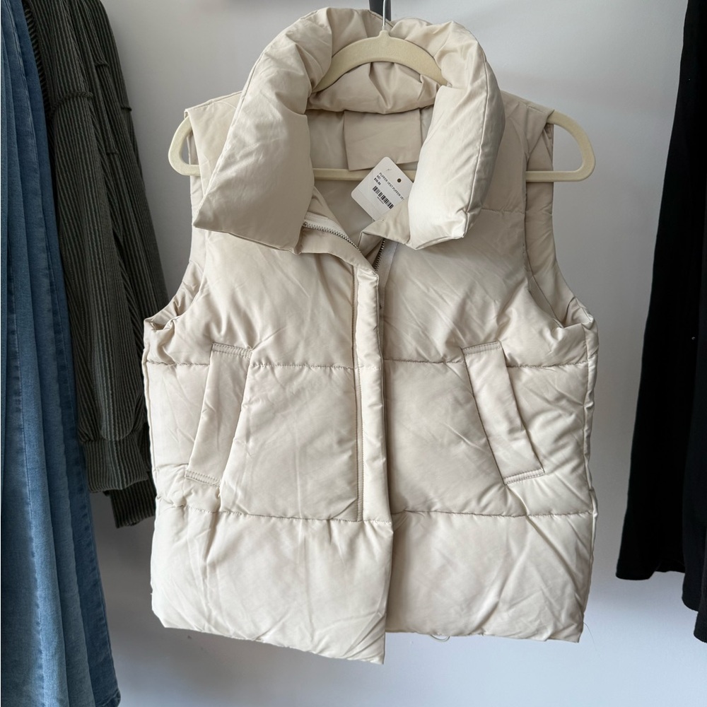 Women's Cream Puffer Vest